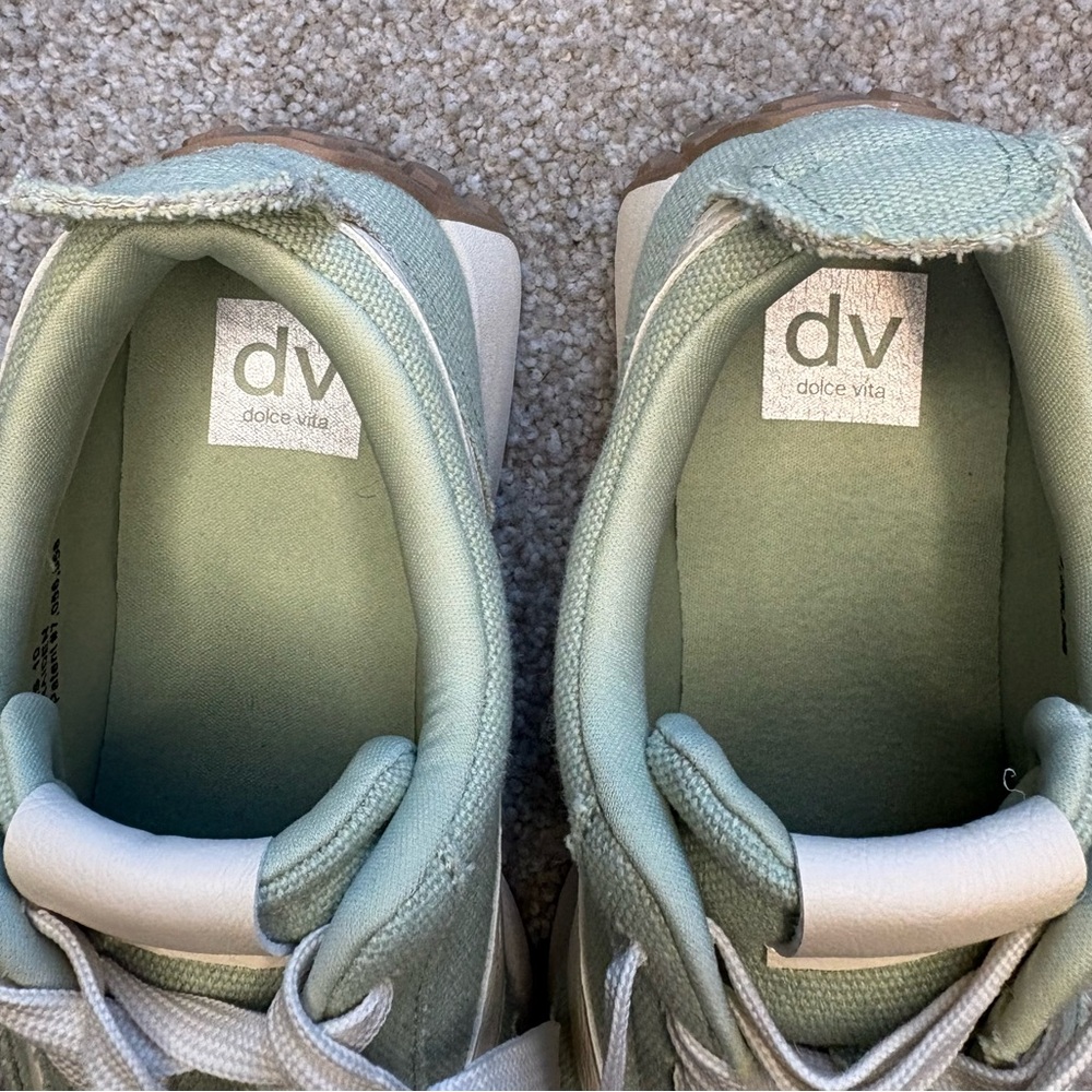 Dolce Vita DV Braiden Sage Green Avacado Womens Lifestyle Sneakers size 10 - Picture 10 of 11